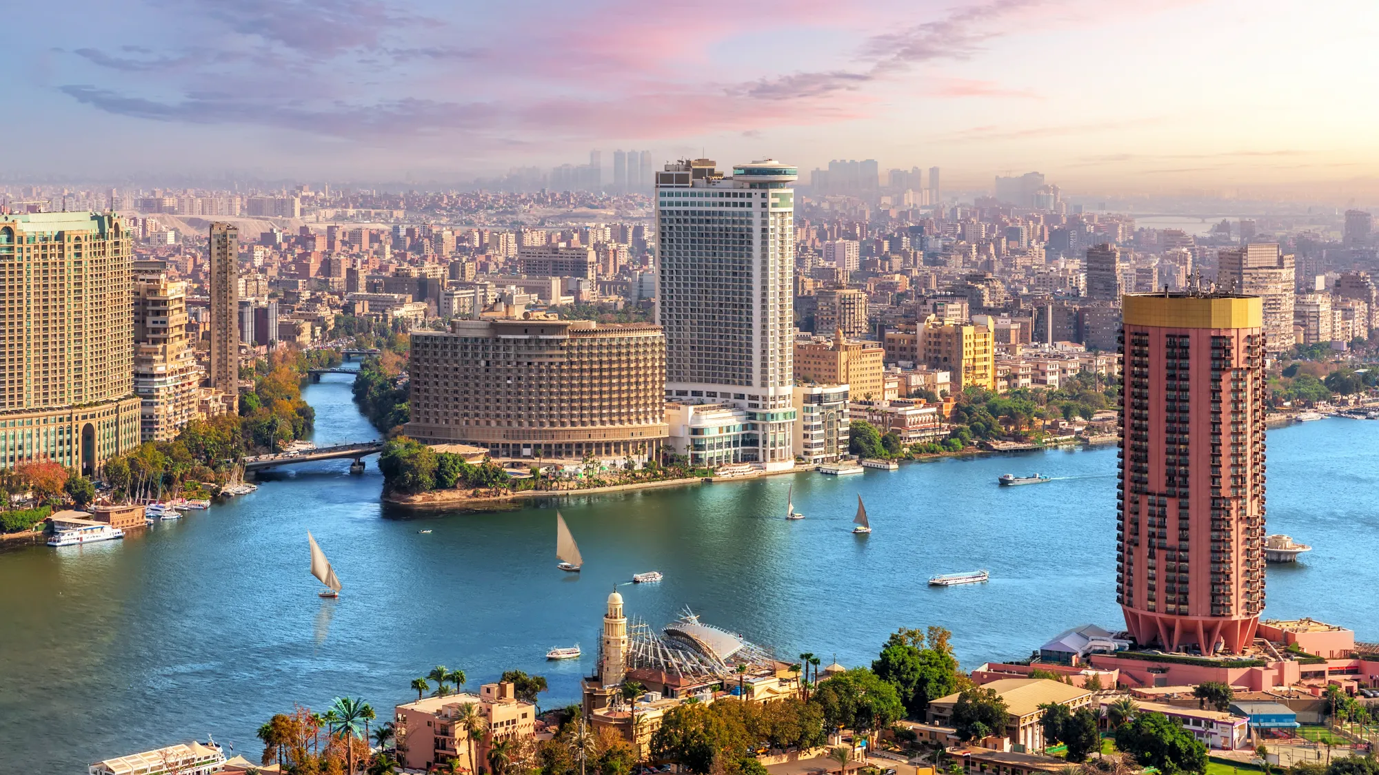 Le Caire